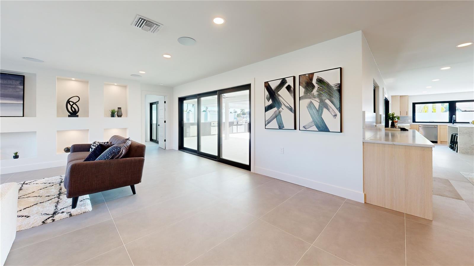 12125 5th, Treasure Island, FL 33706