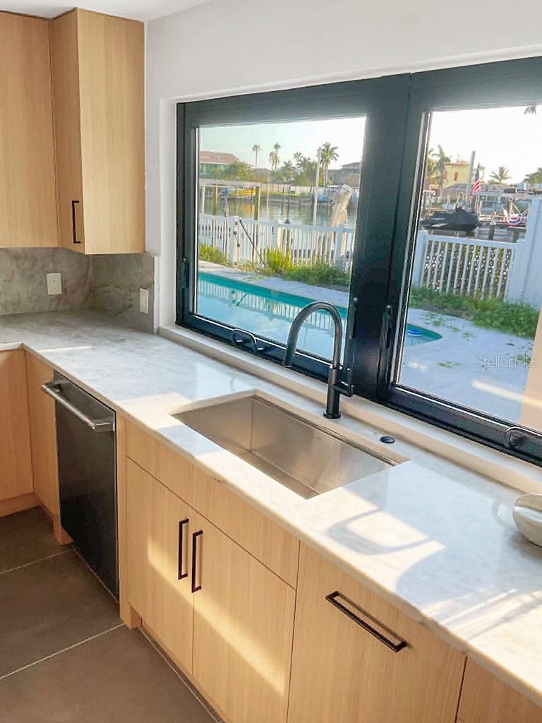 12125 5th, Treasure Island, FL 33706