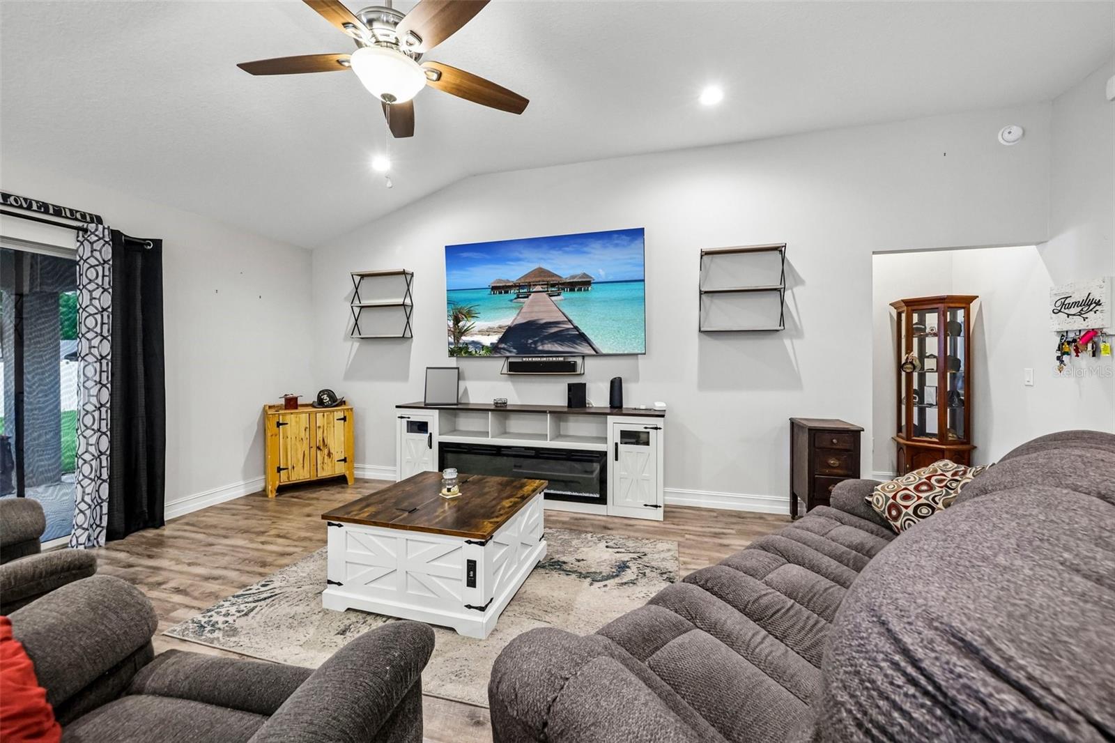 12244 86th, Belleview, FL 34420