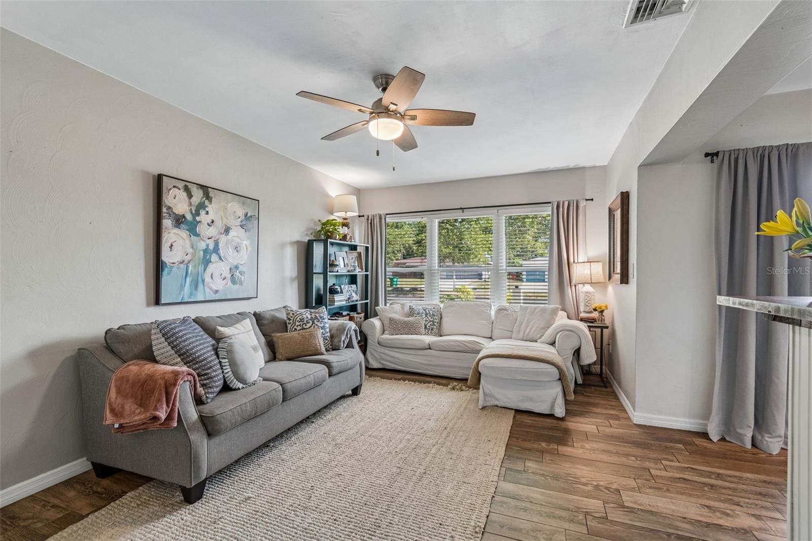 10748 Village Green Ave, Seminole, FL 33772