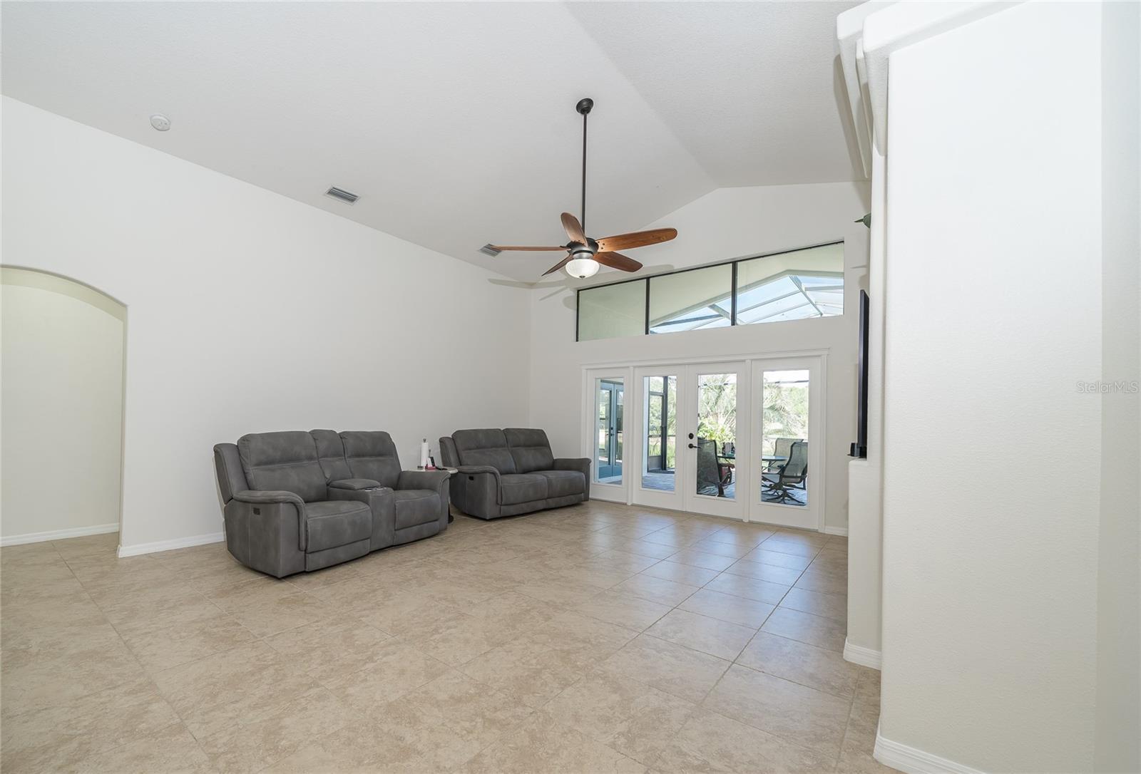 4907 Pointe O Woods, Wesley Chapel, FL 33543