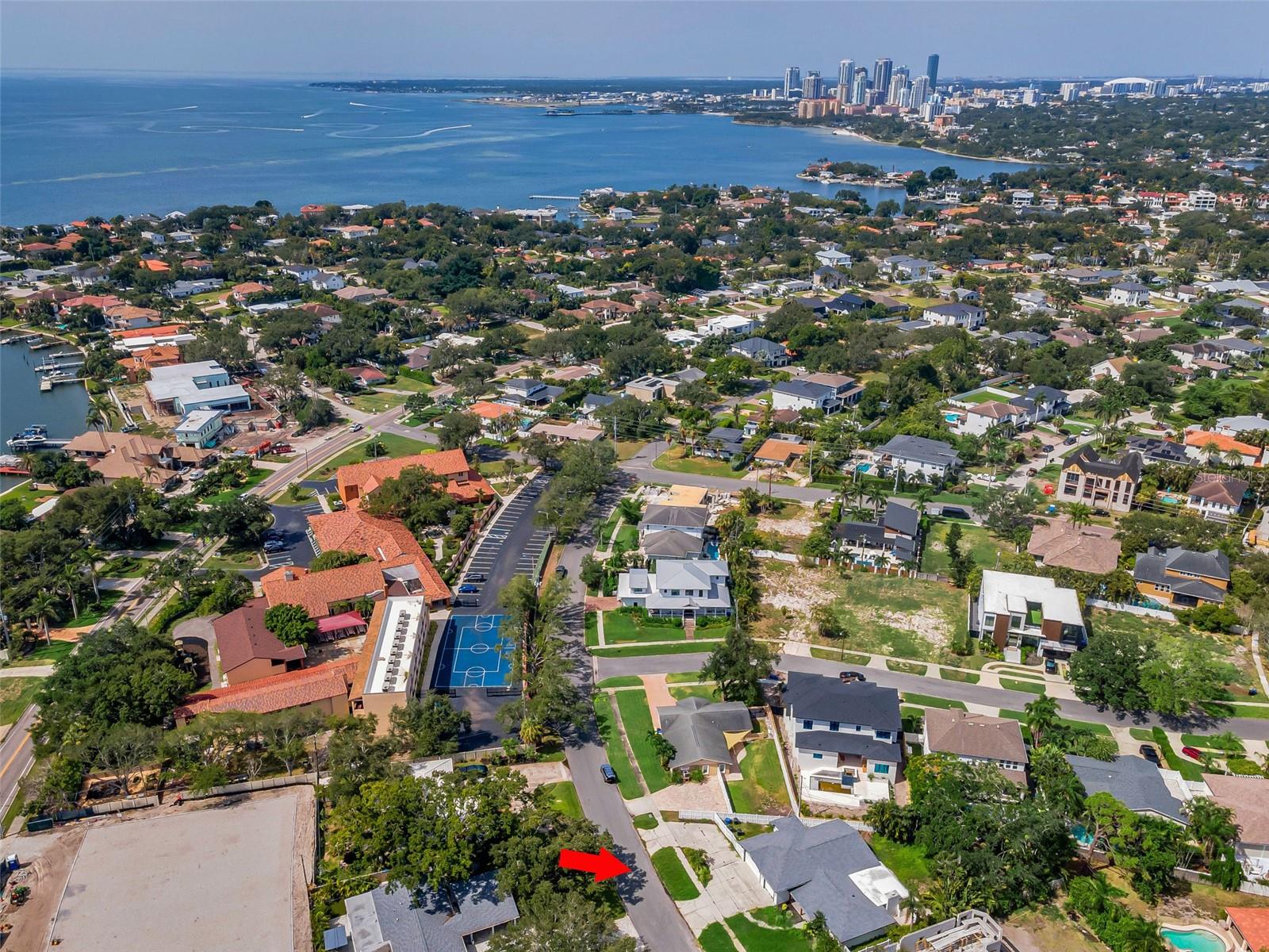 850 Rafael, St Petersburg, FL 33704