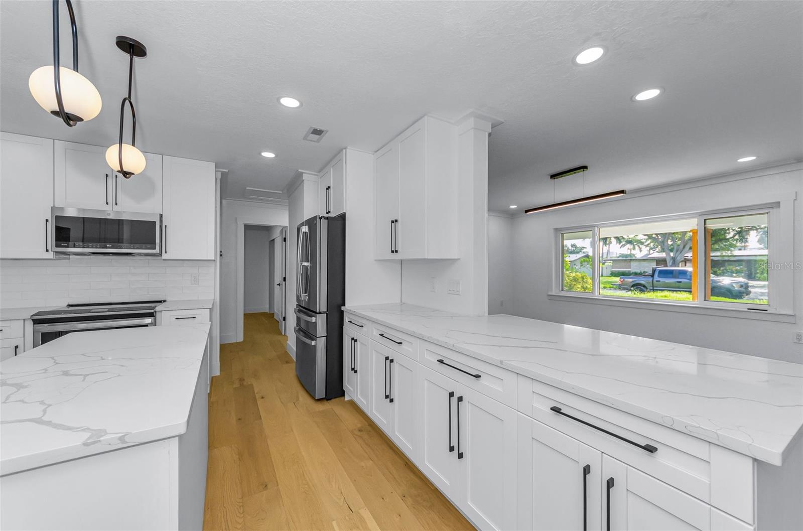 850 Rafael, St Petersburg, FL 33704