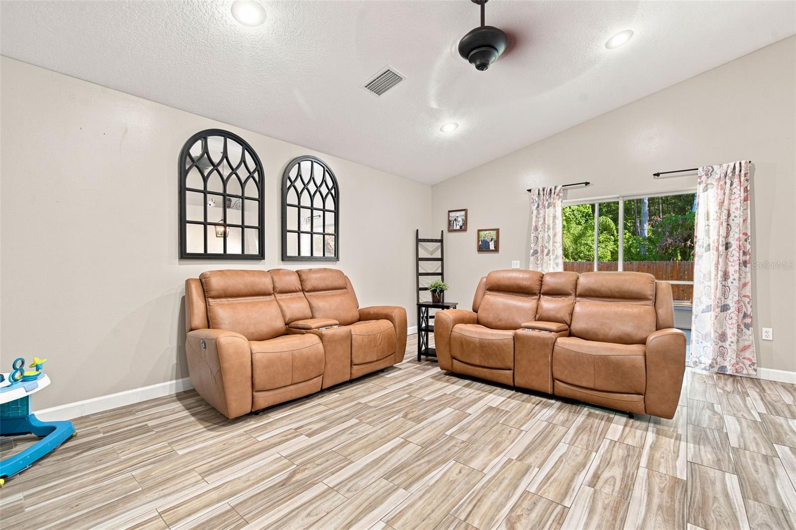 19517 Ardwick, Land O Lakes, FL 34638