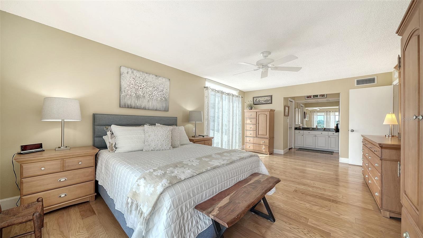 2301 Gulf of Mexico Unit 44n, Longboat Key, FL 34228