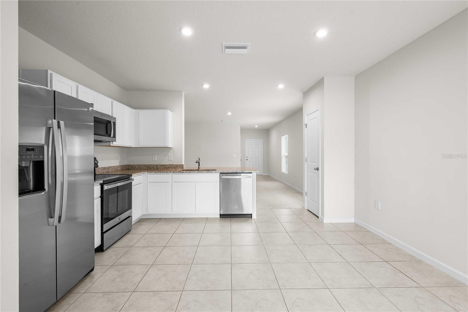 35155 Jomar, Zephyrhills, FL 33541