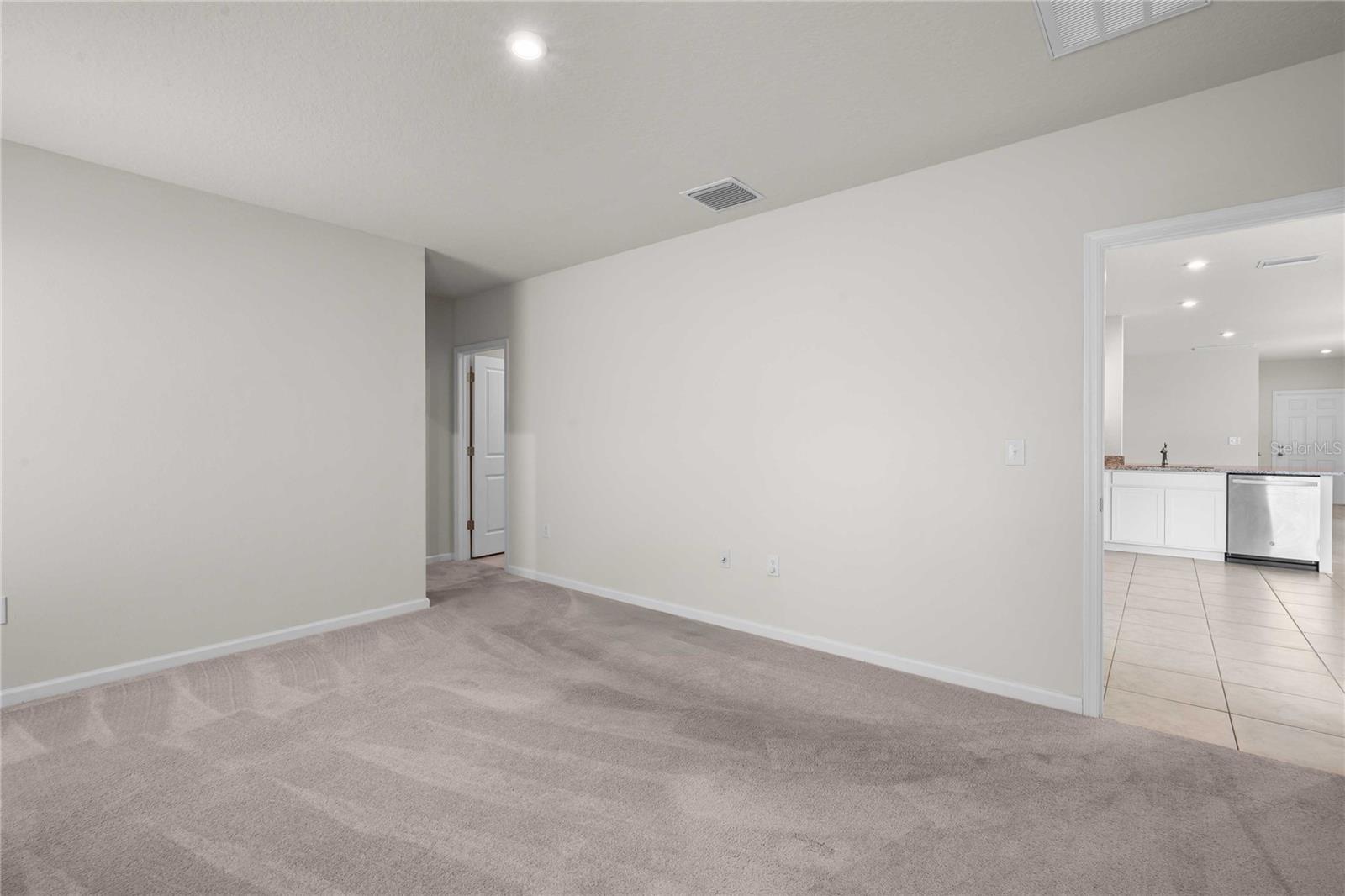 35155 Jomar, Zephyrhills, FL 33541