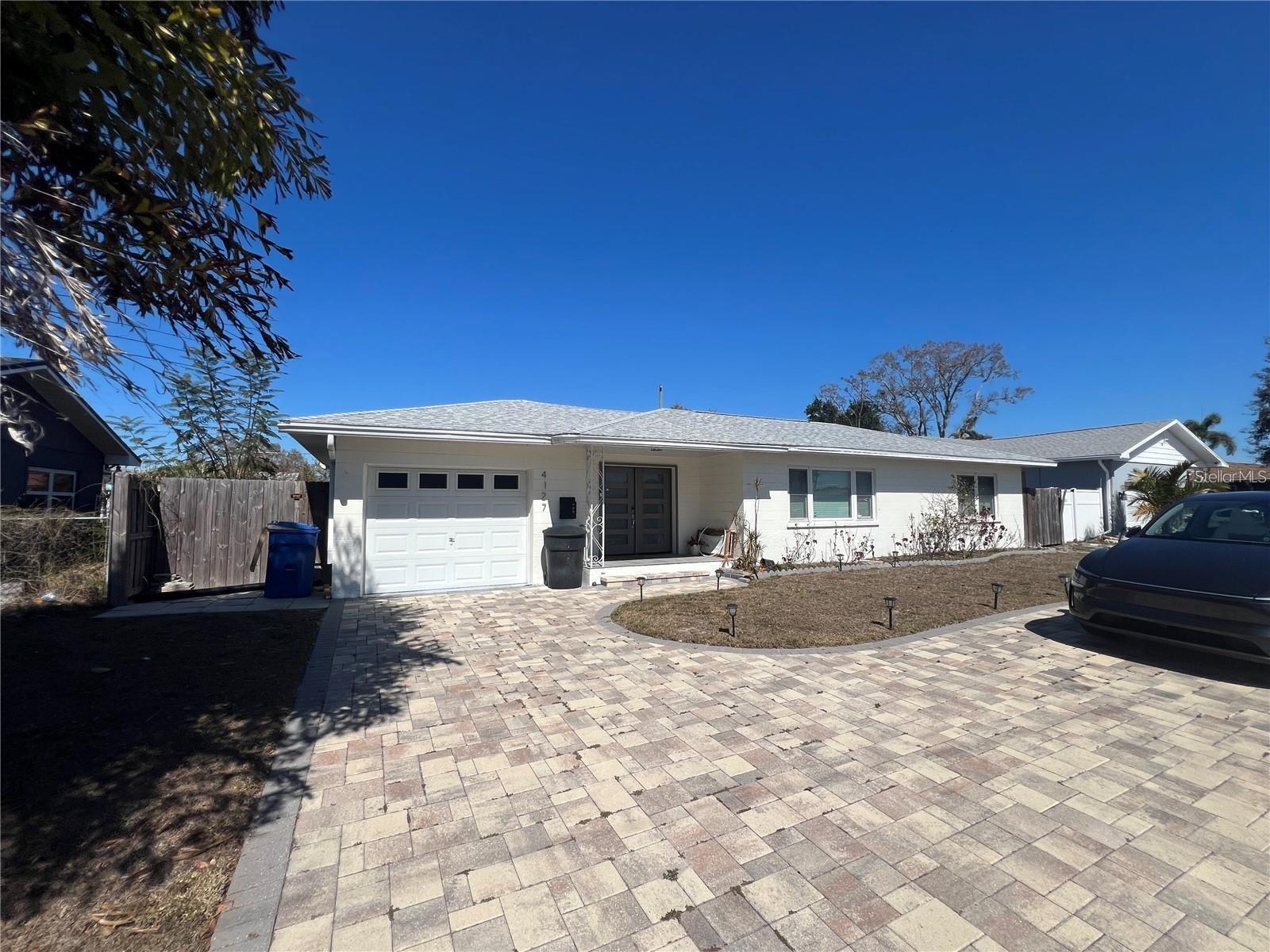 4127 28th, St Petersburg, FL 33713