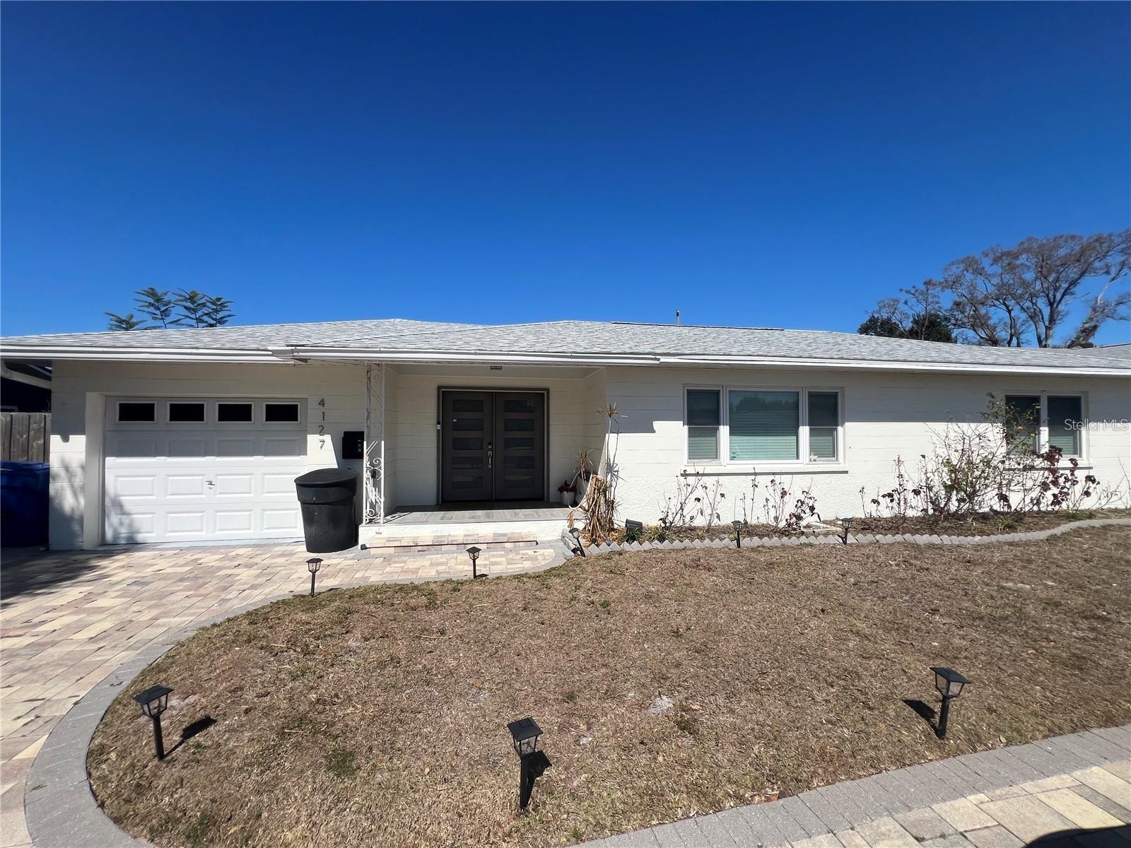 4127 28th, St Petersburg, FL 33713
