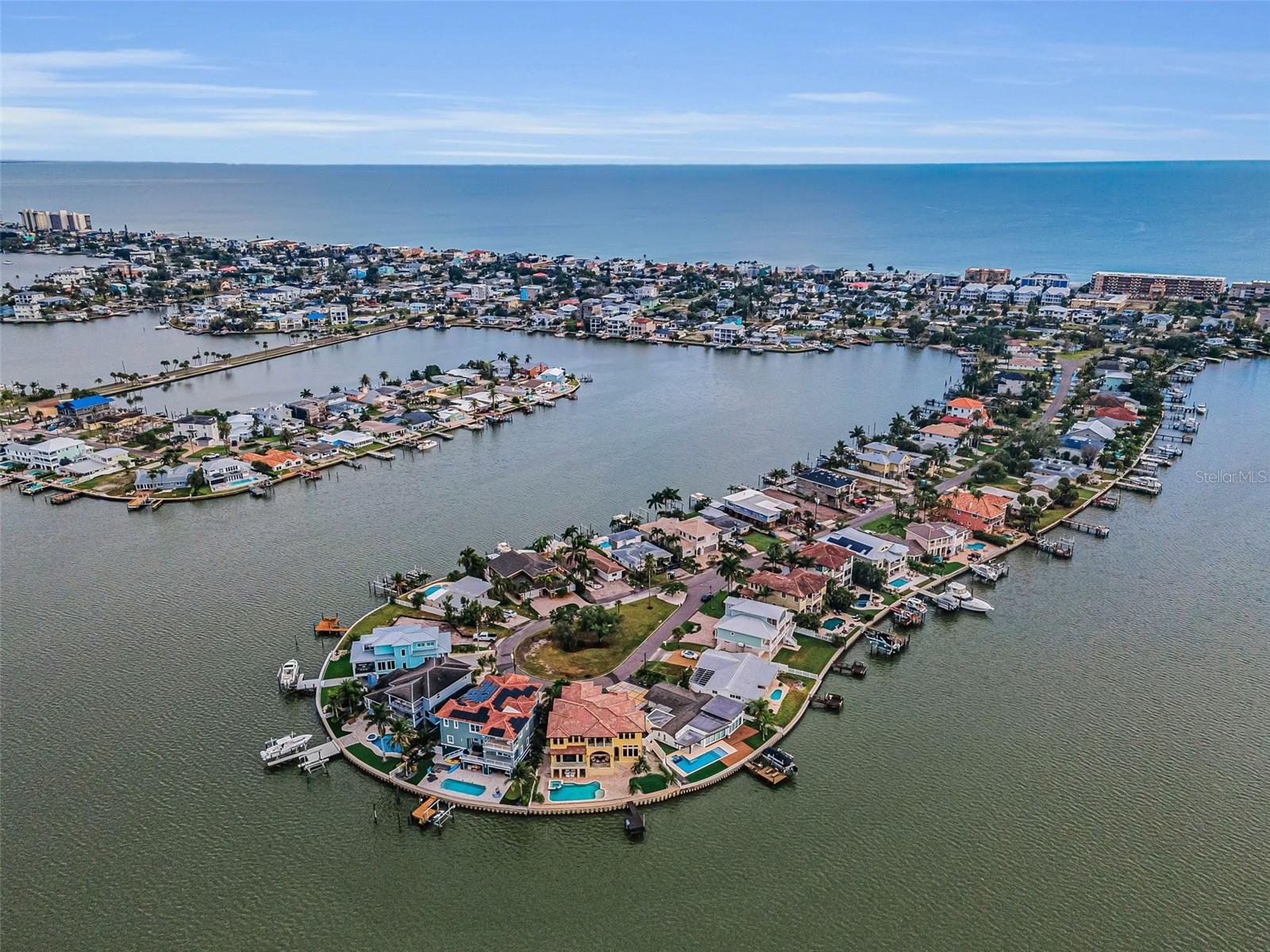 16353 Redington, Redington Beach, FL 33708