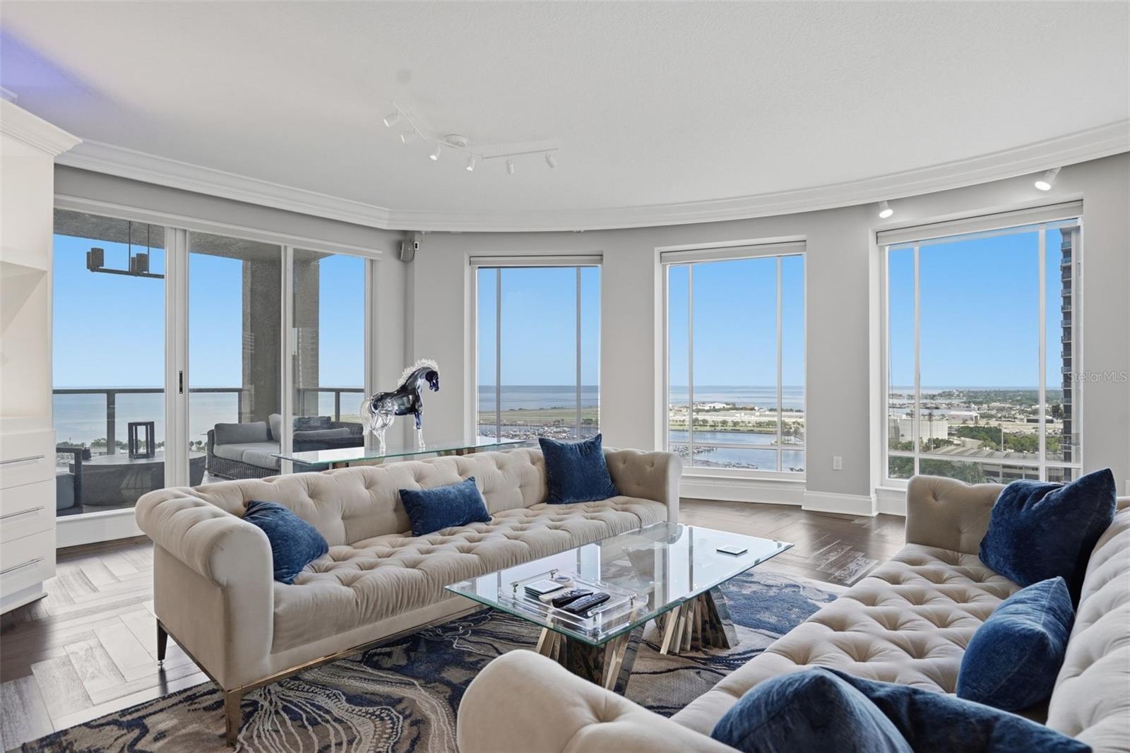 100 Beach Unit 1900, St Petersburg, FL 33701