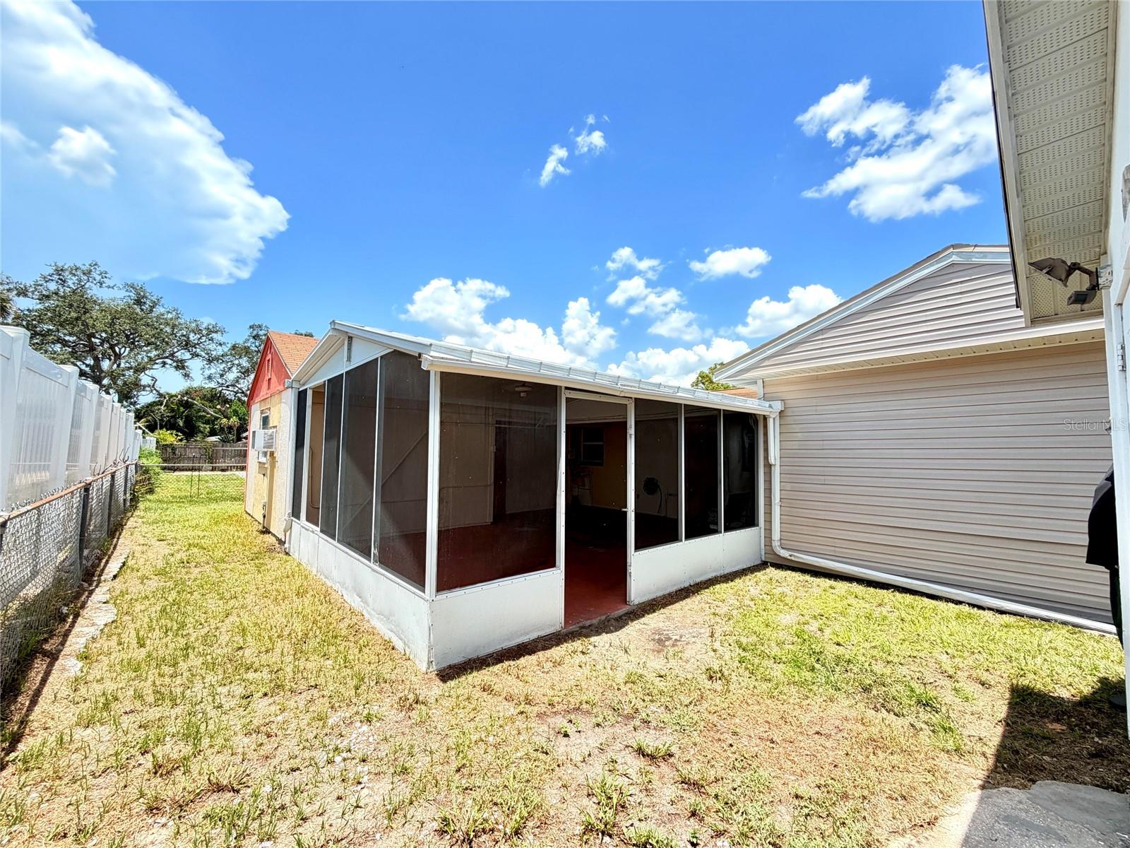 3306 Burke, Tampa, FL 33614