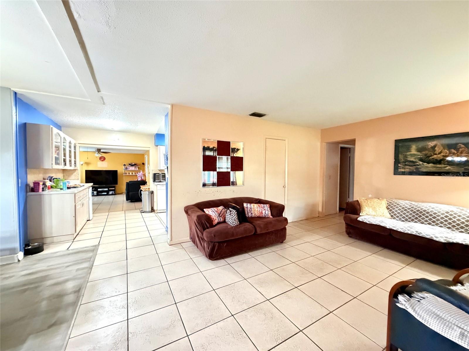 3306 Burke, Tampa, FL 33614