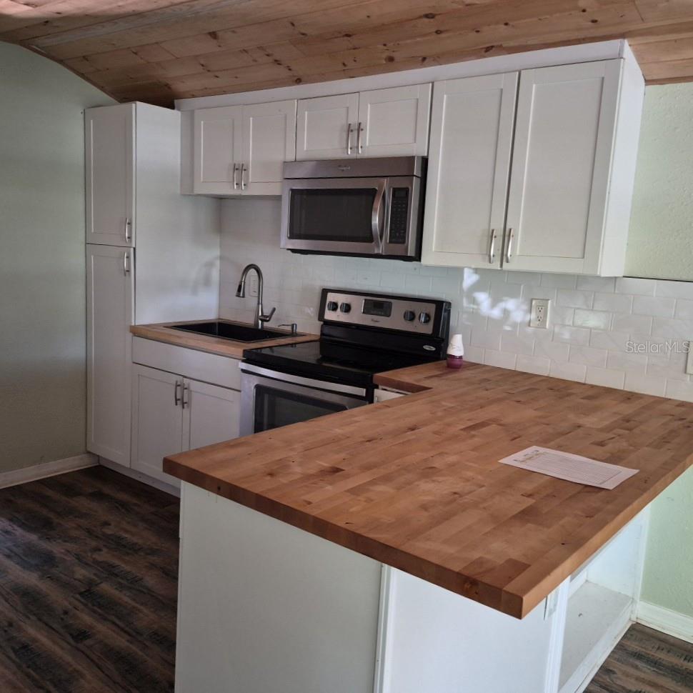 7409 Rhode Island, Tampa, FL 33619