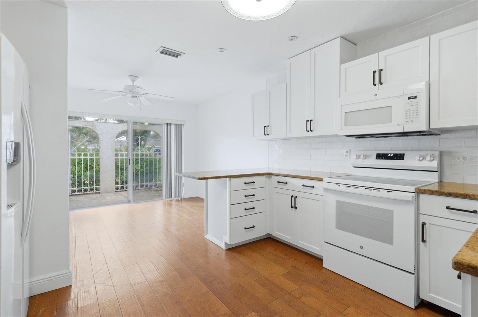 5273 Villa Majorca Unit 25, Sarasota, FL 34235