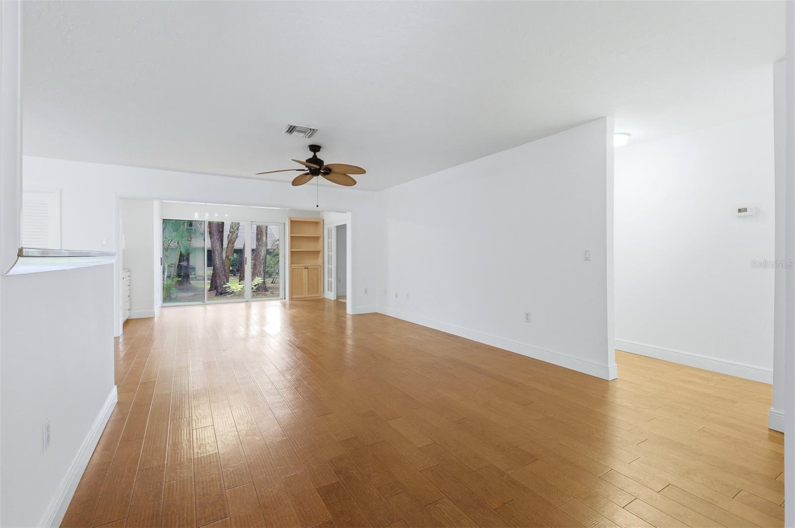 5273 Villa Majorca Unit 25, Sarasota, FL 34235