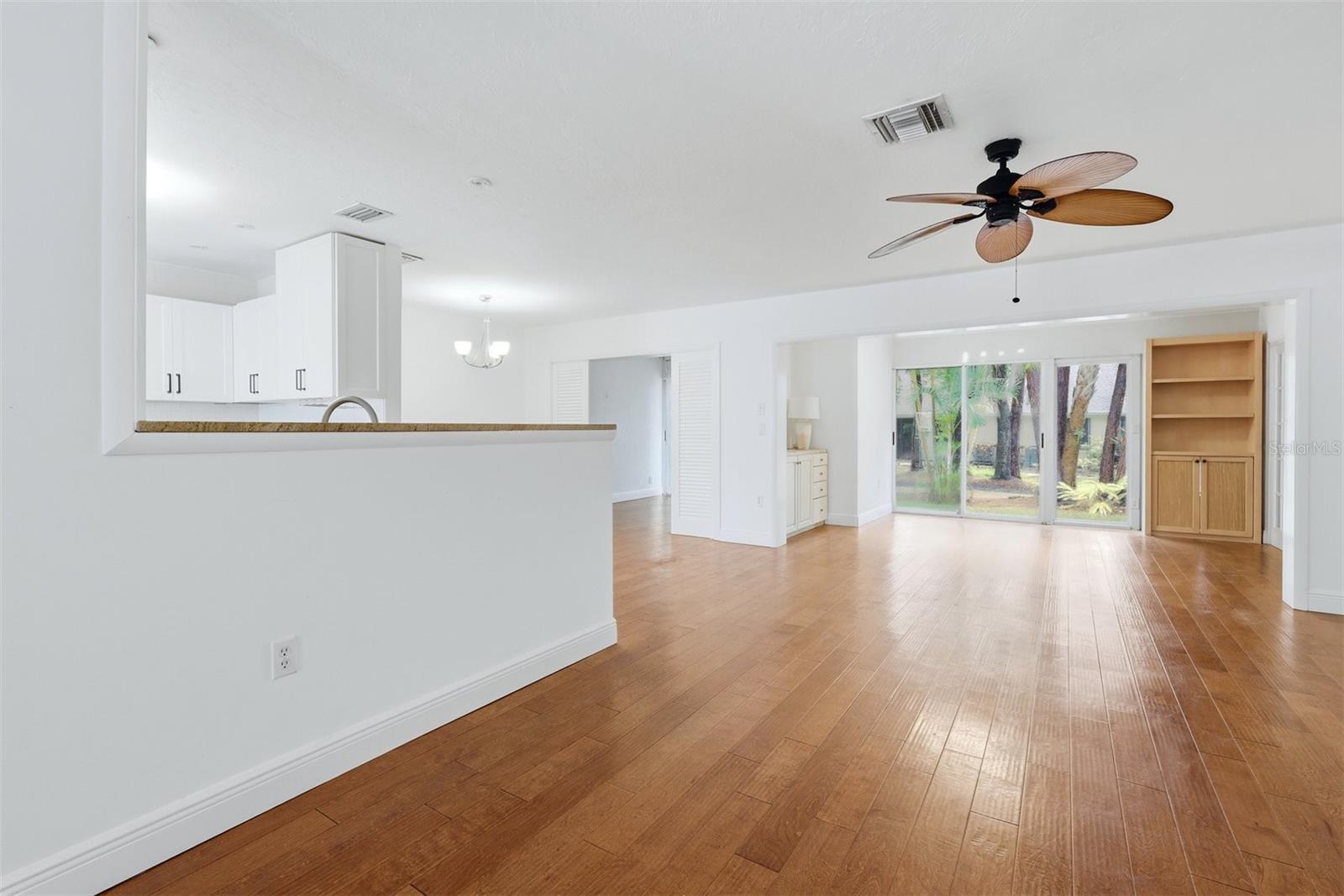 5273 Villa Majorca Unit 25, Sarasota, FL 34235