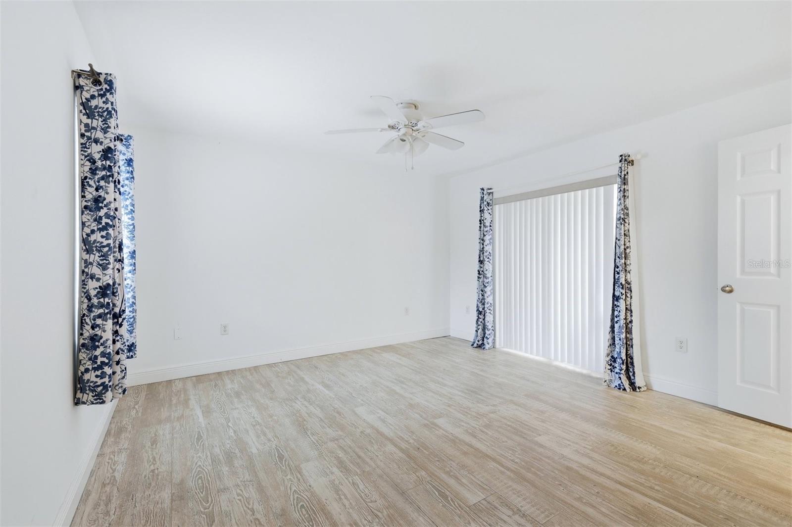 5273 Villa Majorca Unit 25, Sarasota, FL 34235