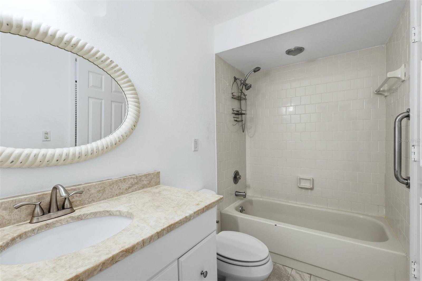 5273 Villa Majorca Unit 25, Sarasota, FL 34235