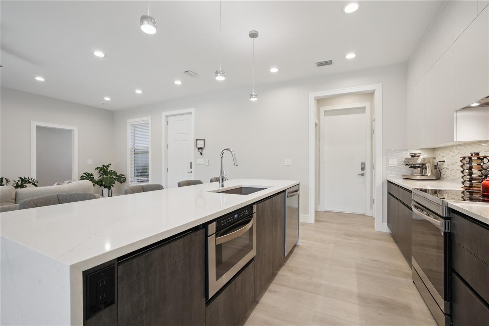 3031 Bellefonte, North Port, FL 34286