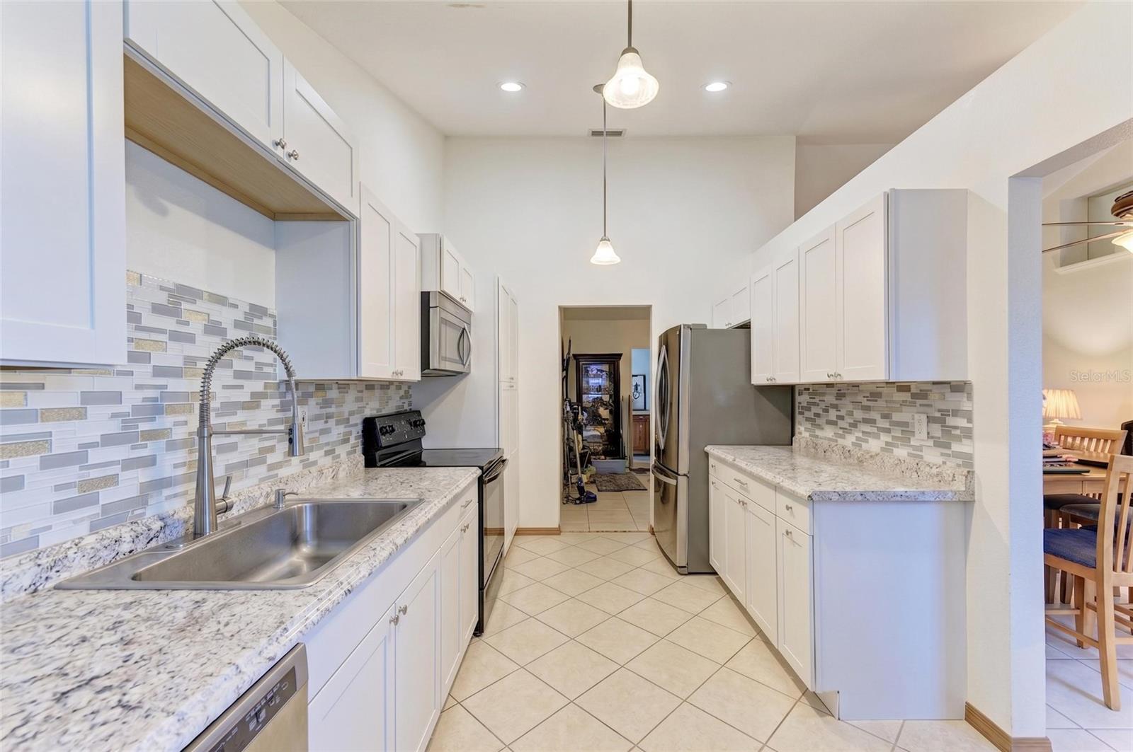 2147 Floribanna, North Port, FL 34287