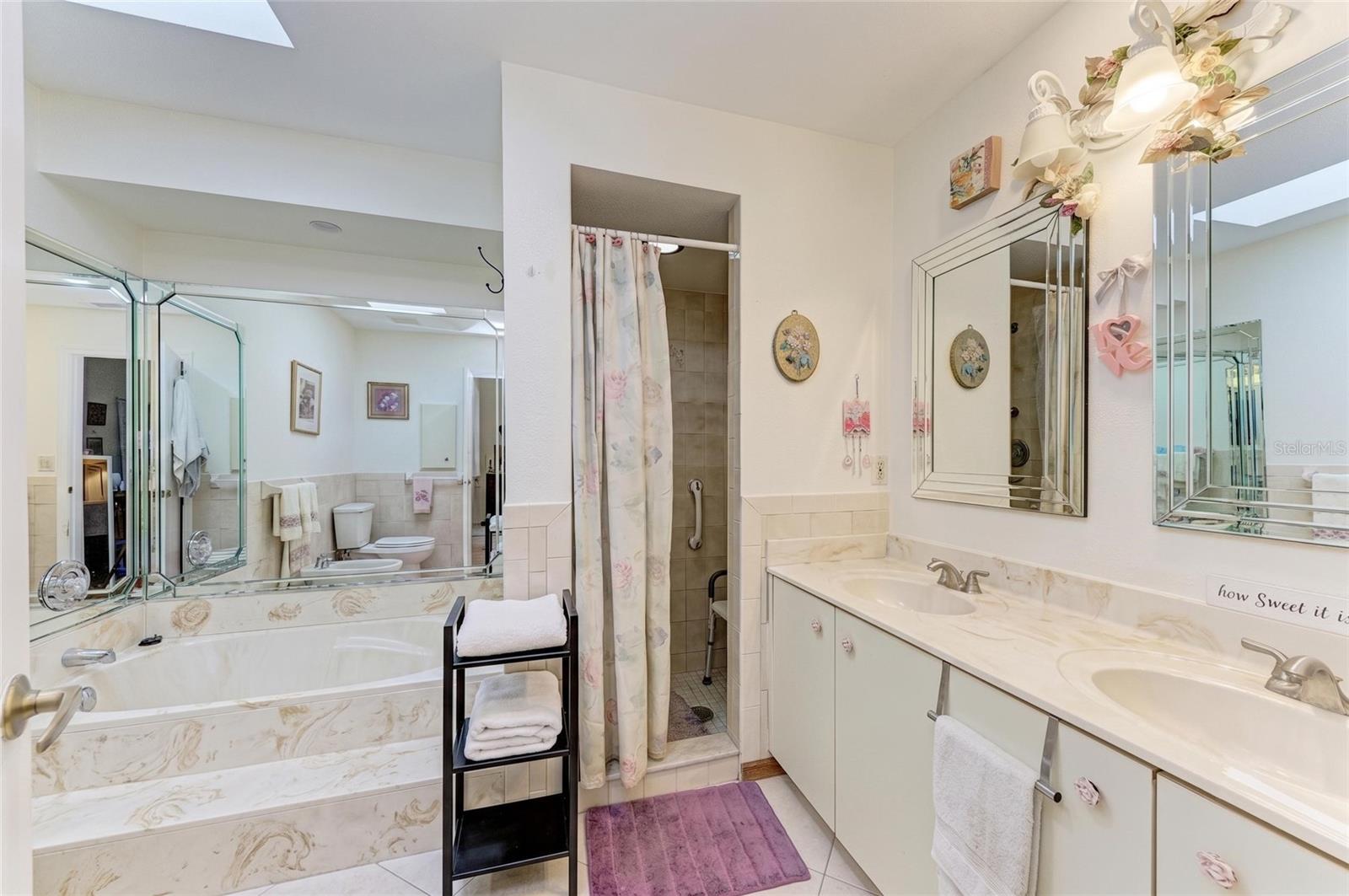 2147 Floribanna, North Port, FL 34287