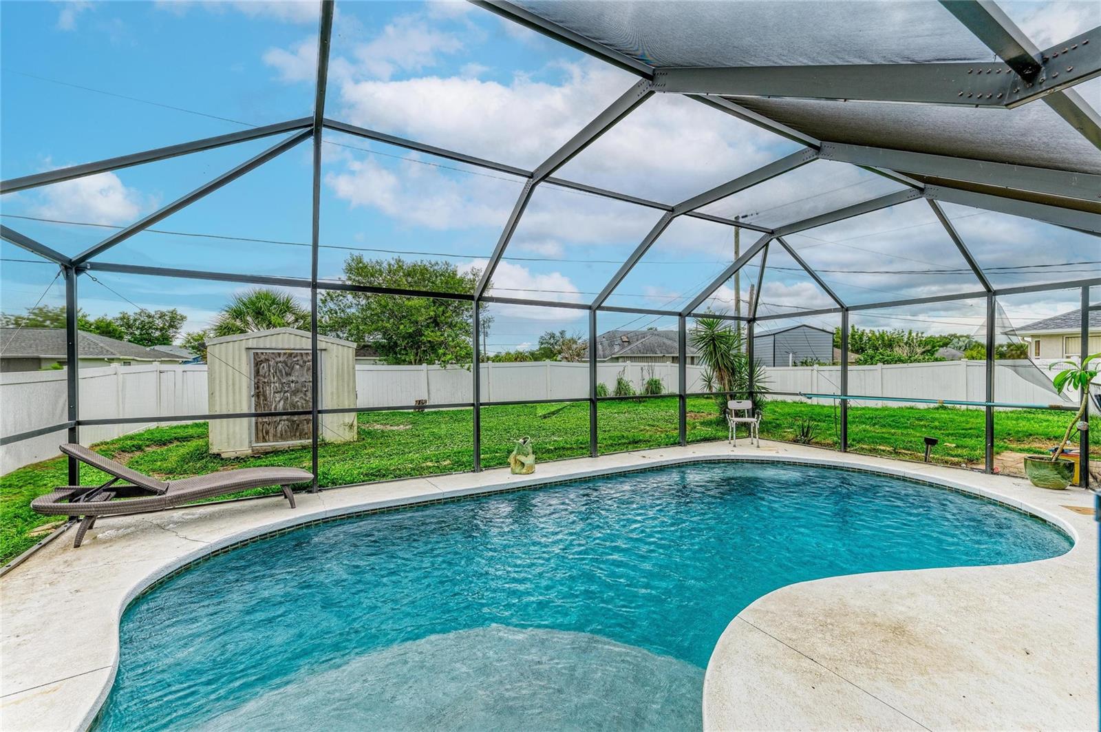 2147 Floribanna, North Port, FL 34287
