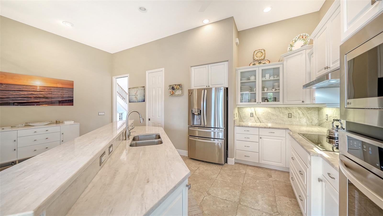 657 Halyard, Longboat Key, FL 34228