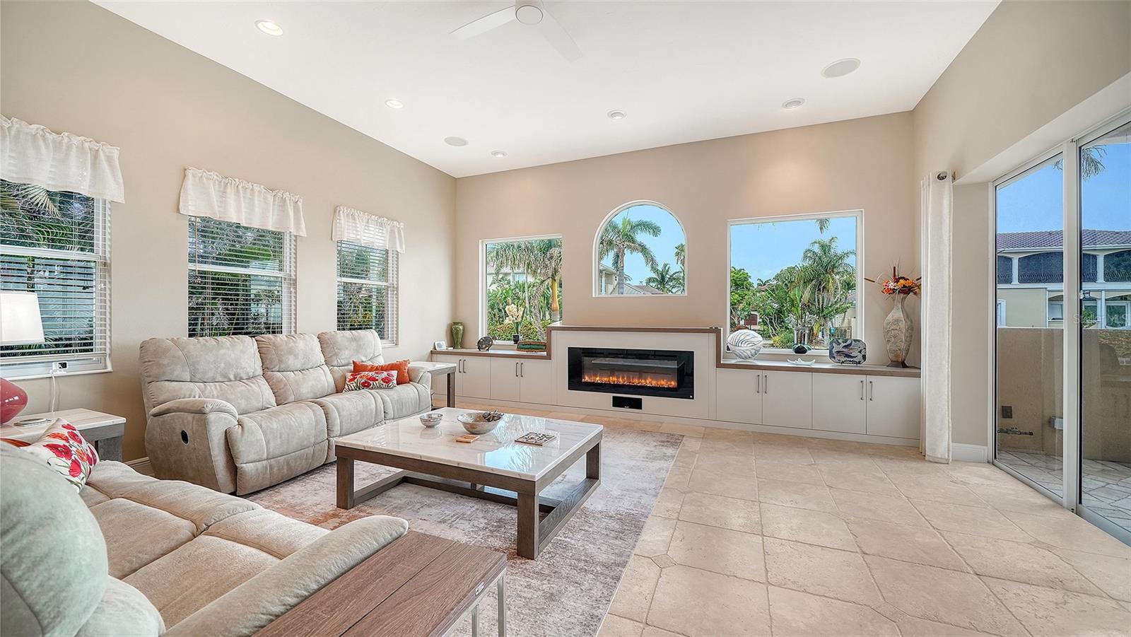 657 Halyard, Longboat Key, FL 34228