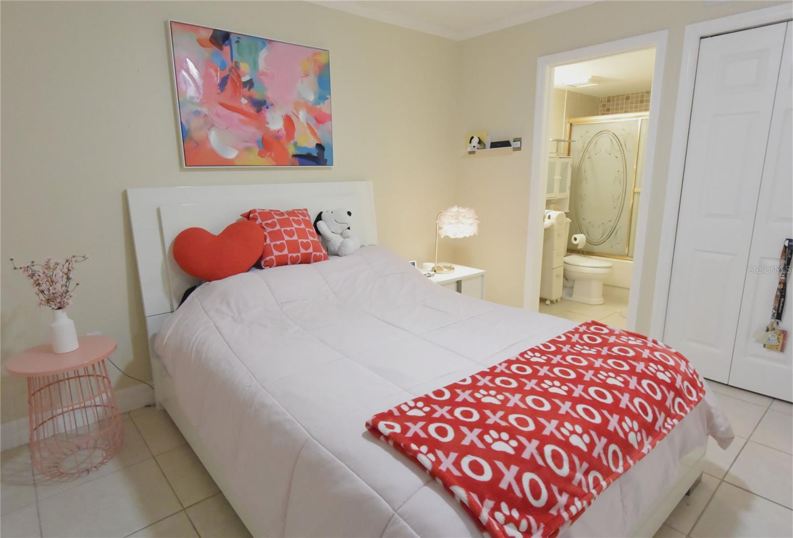 5231 Lake Village Unit 27, Sarasota, FL 34235
