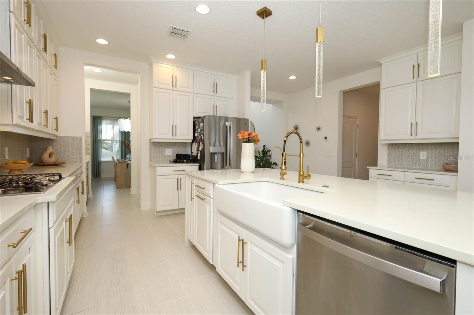 2010 Boss Hewett, Winter Garden, FL 34787