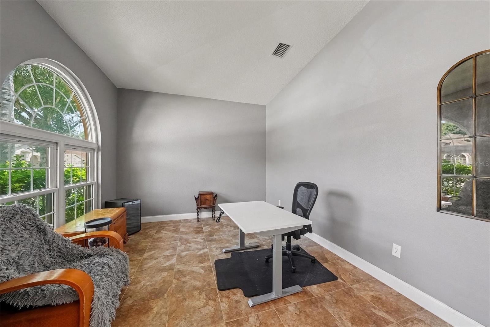 18425 Eastwyck Dr, Tampa, FL 33647