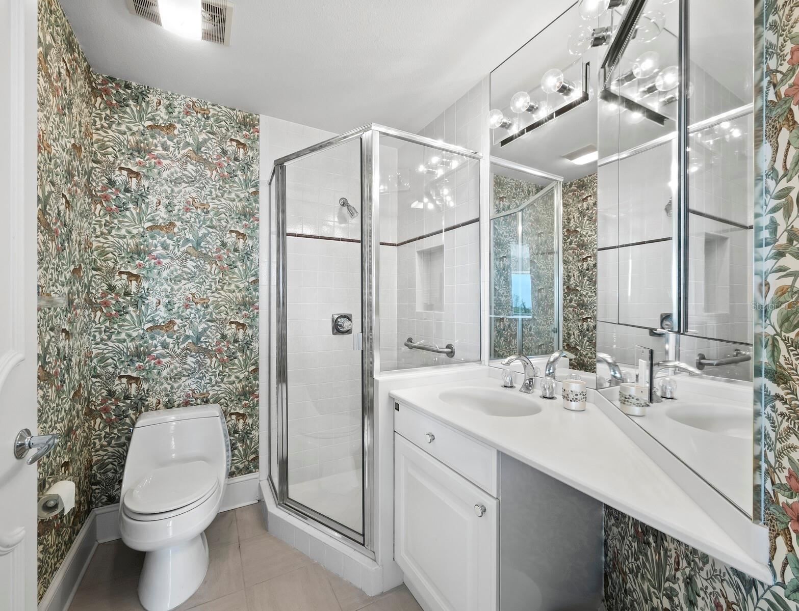 3040 Grand Bay Unit 232, Longboat Key, FL 34228