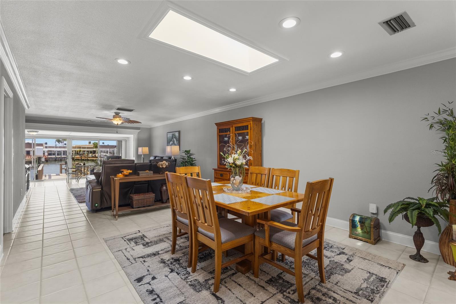 531 Boca Ciega Point Unit 531, St Petersburg, FL 33708