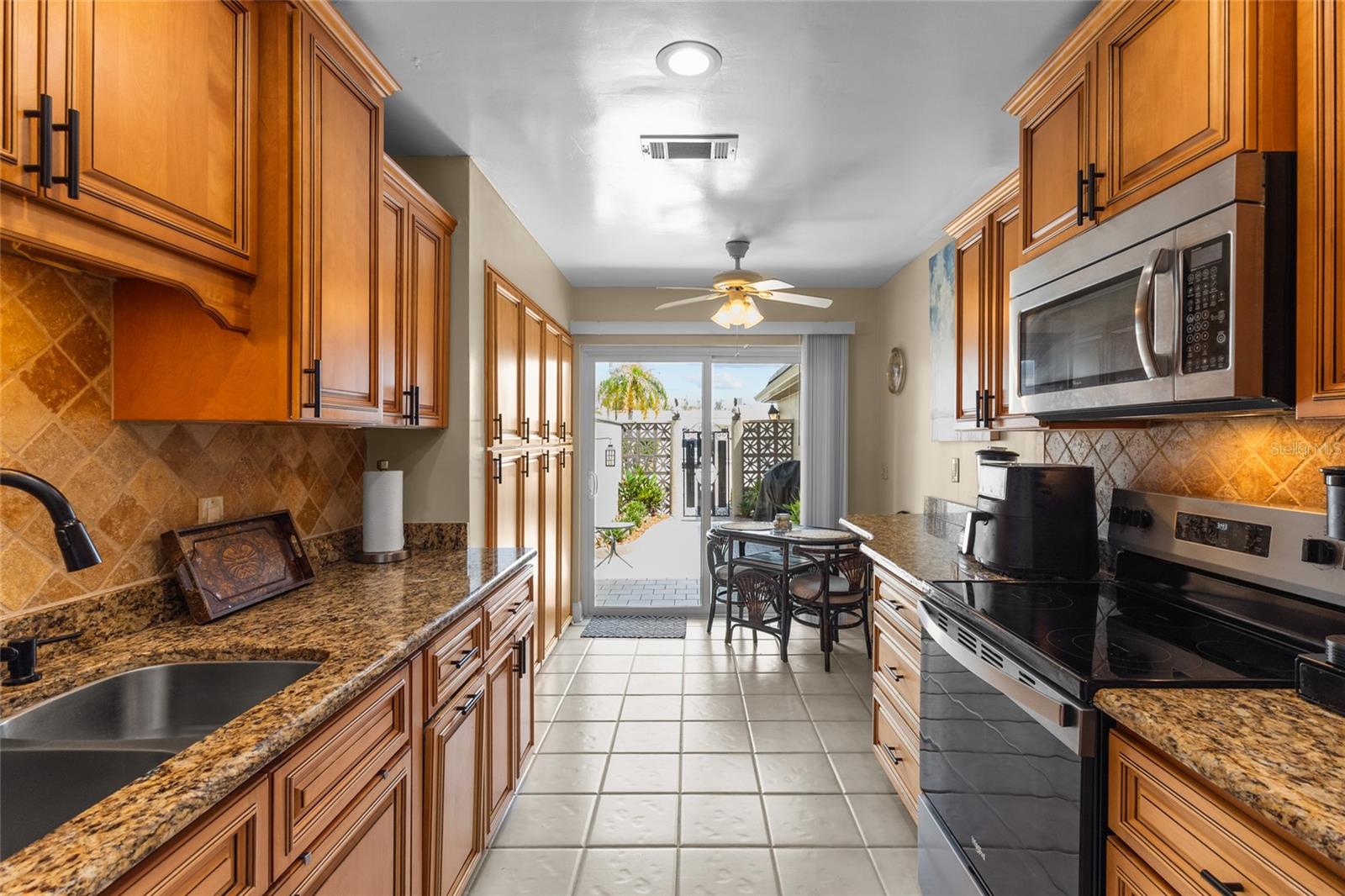 531 Boca Ciega Point Unit 531, St Petersburg, FL 33708