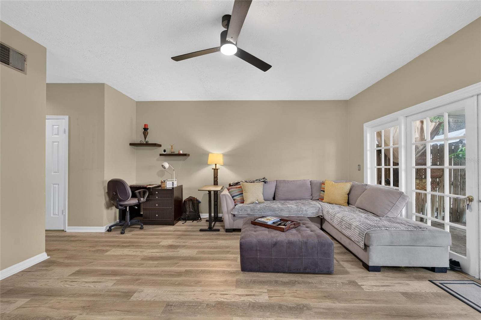 3219 Santiago Unit B, Tampa, FL 33629