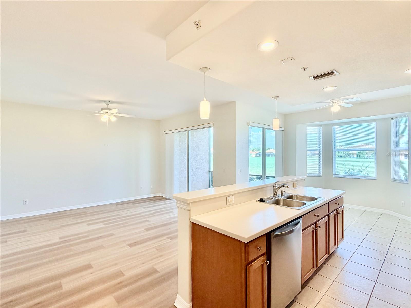 819 Fairwaycove Unit 102, Bradenton, FL 34212