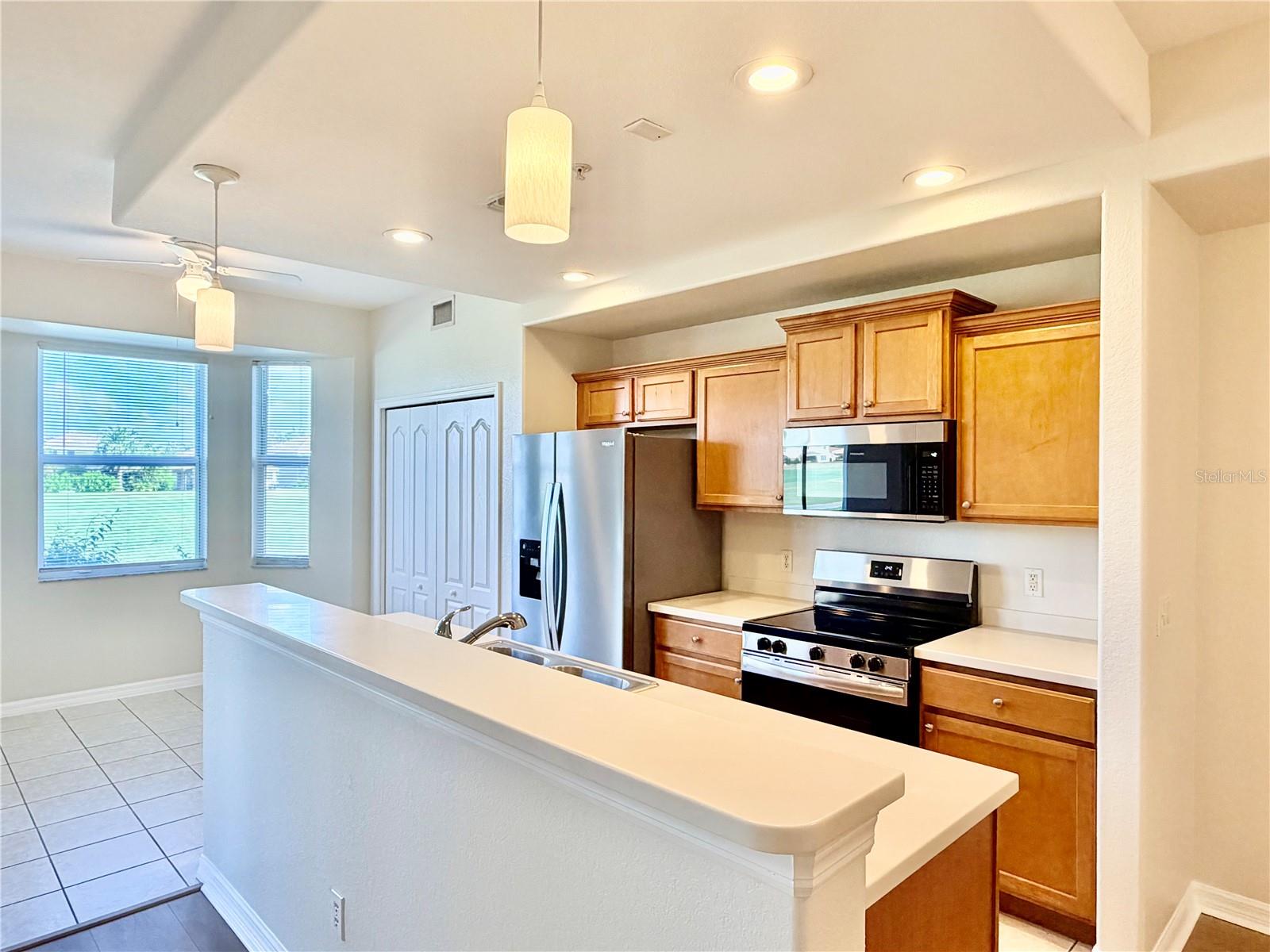 819 Fairwaycove Unit 102, Bradenton, FL 34212