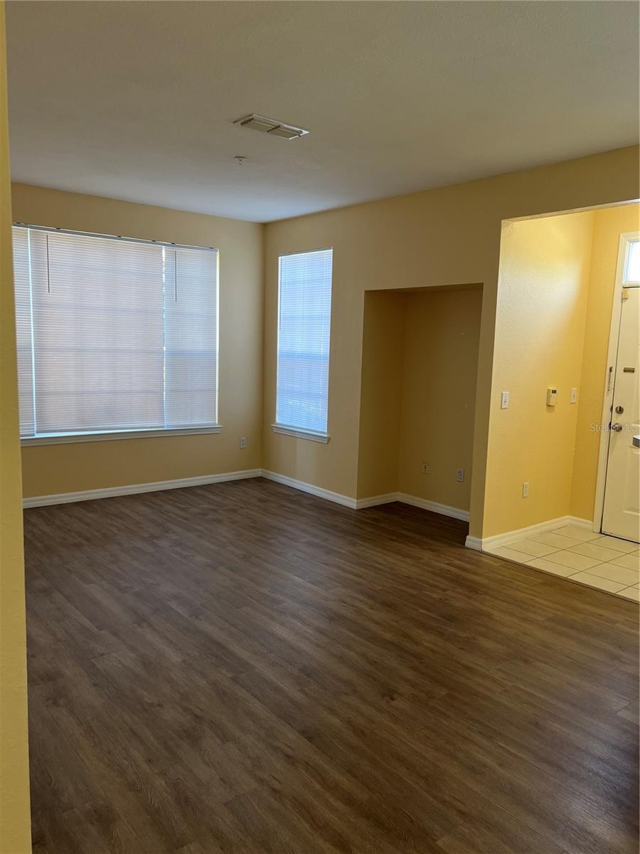 9093 Lee Vista Unit 903, Orlando, FL 32829