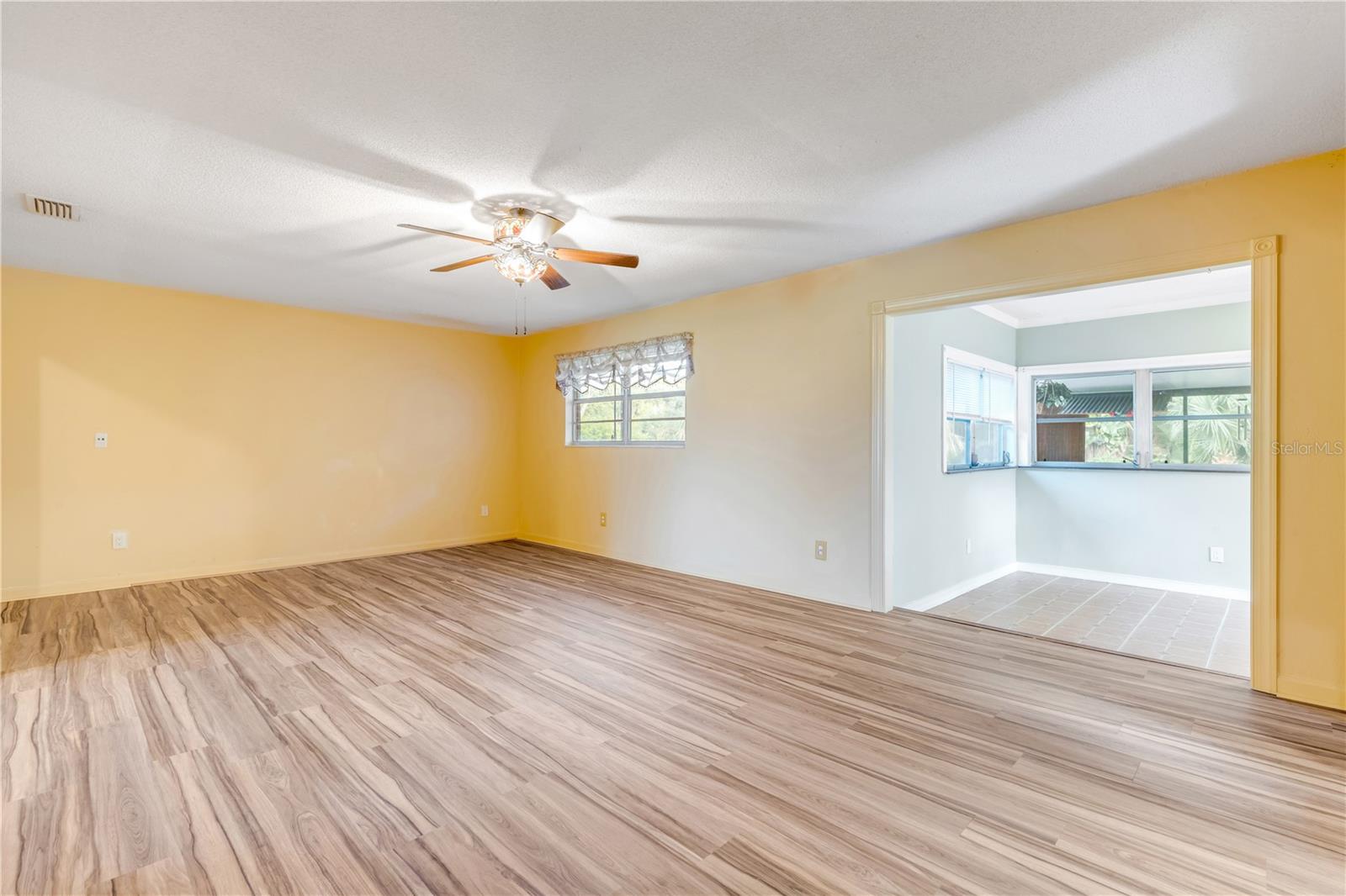725 Green, New Smyrna Beach, FL 32168