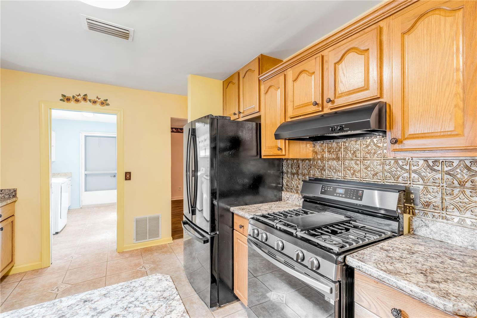 725 Green, New Smyrna Beach, FL 32168