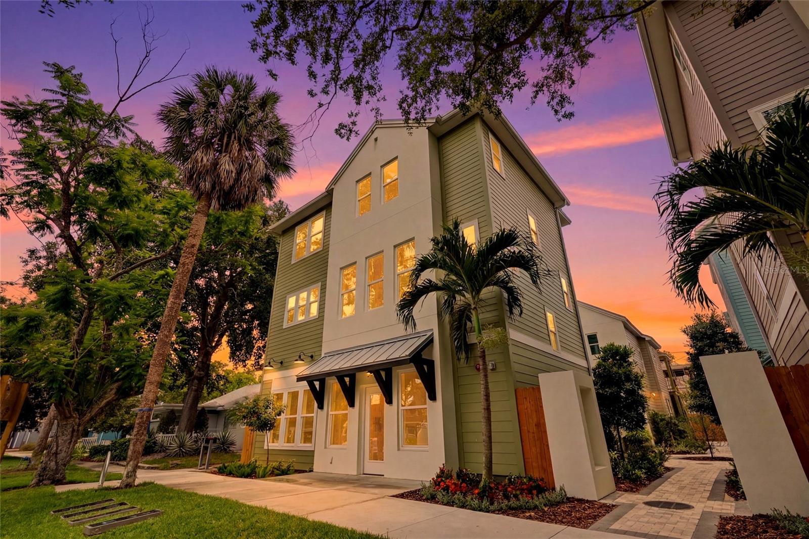 2540 1st, St Petersburg, FL 33713