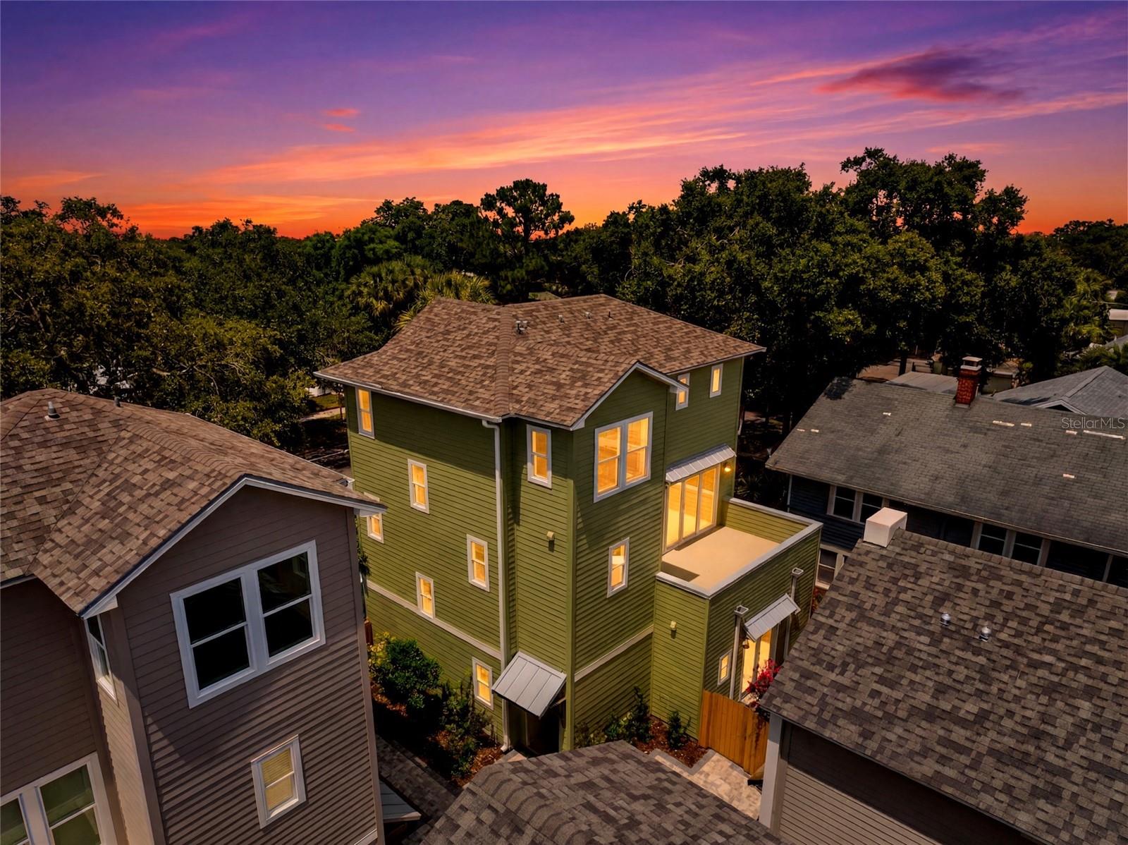 2540 1st, St Petersburg, FL 33713