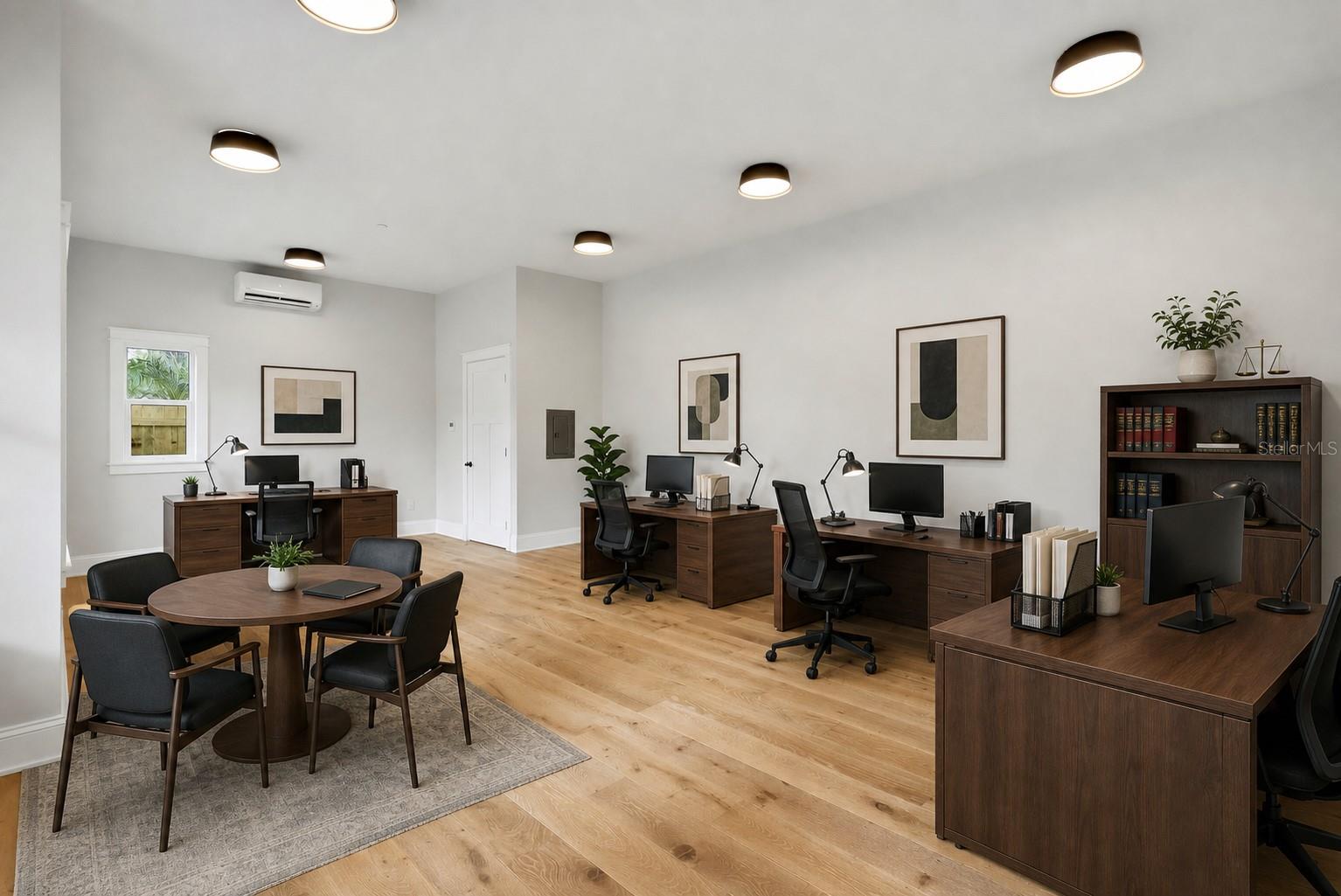 2540 1st, St Petersburg, FL 33713