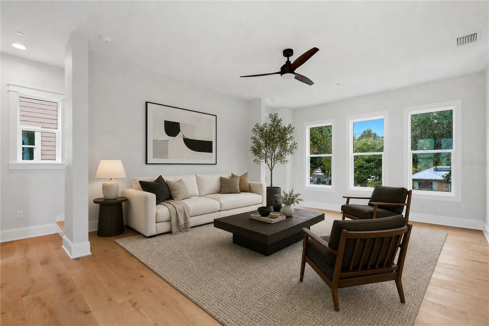 2540 1st, St Petersburg, FL 33713
