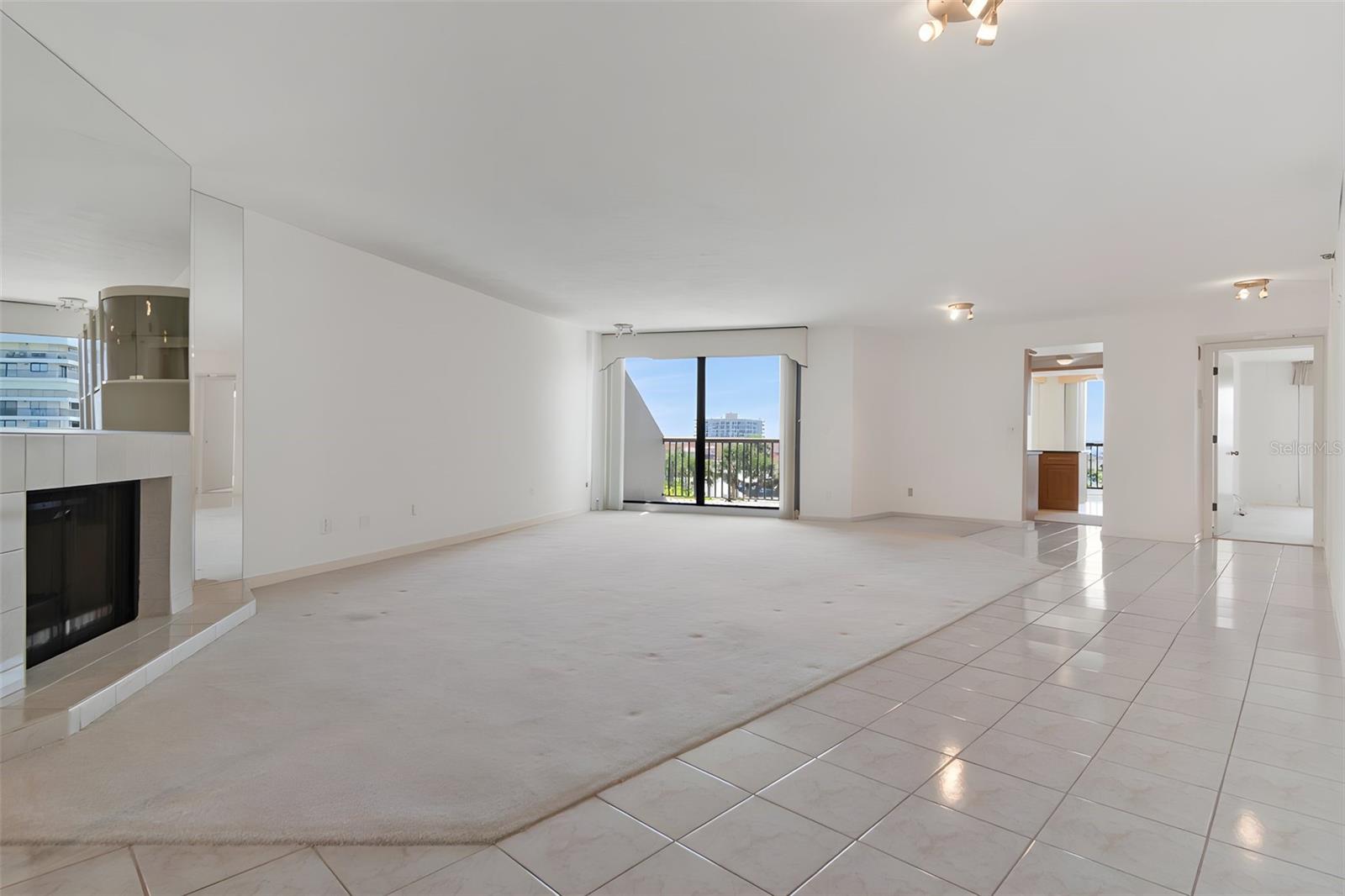 1660 Gulf Unit 407, Clearwater Beach, FL 33767