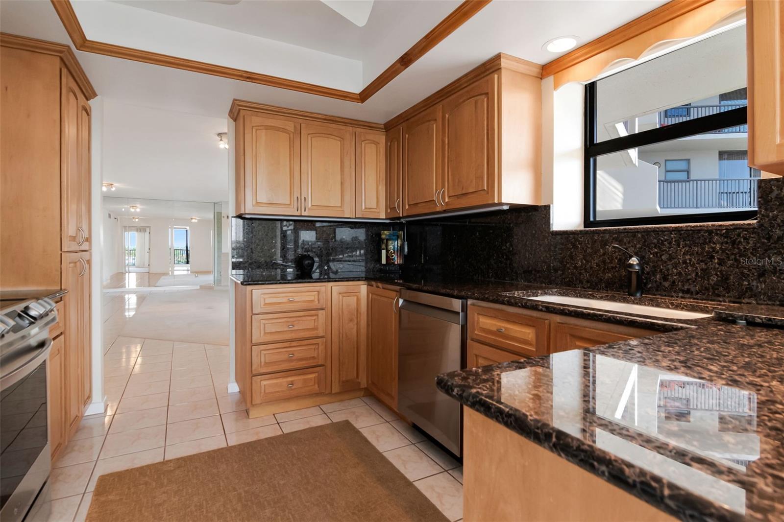 1660 Gulf Unit 407, Clearwater Beach, FL 33767