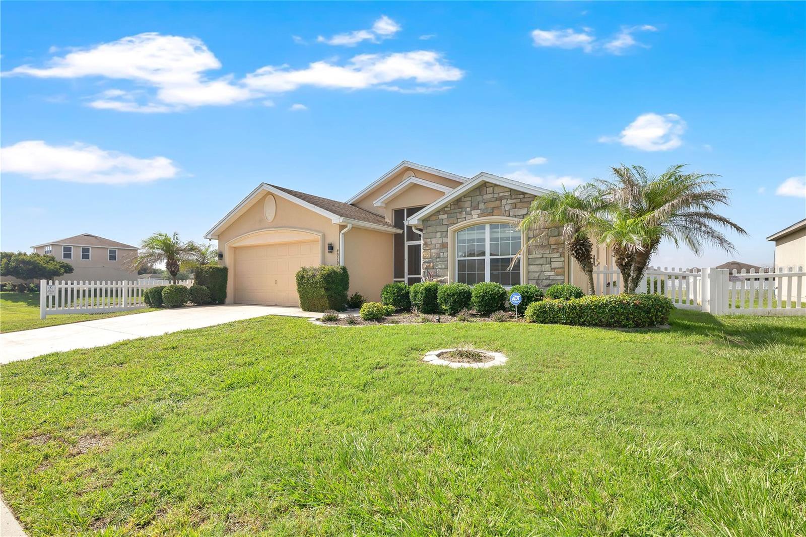 4919 St James, Winter Haven, FL 33881