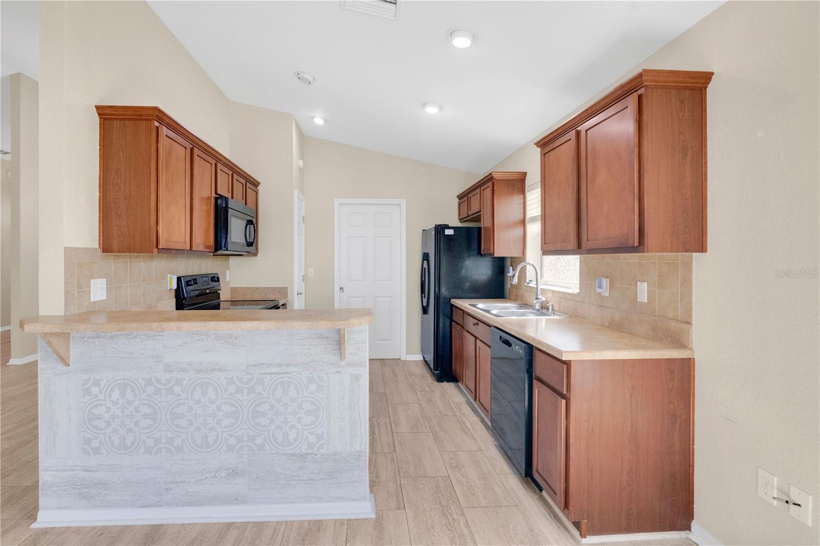 4919 St James, Winter Haven, FL 33881