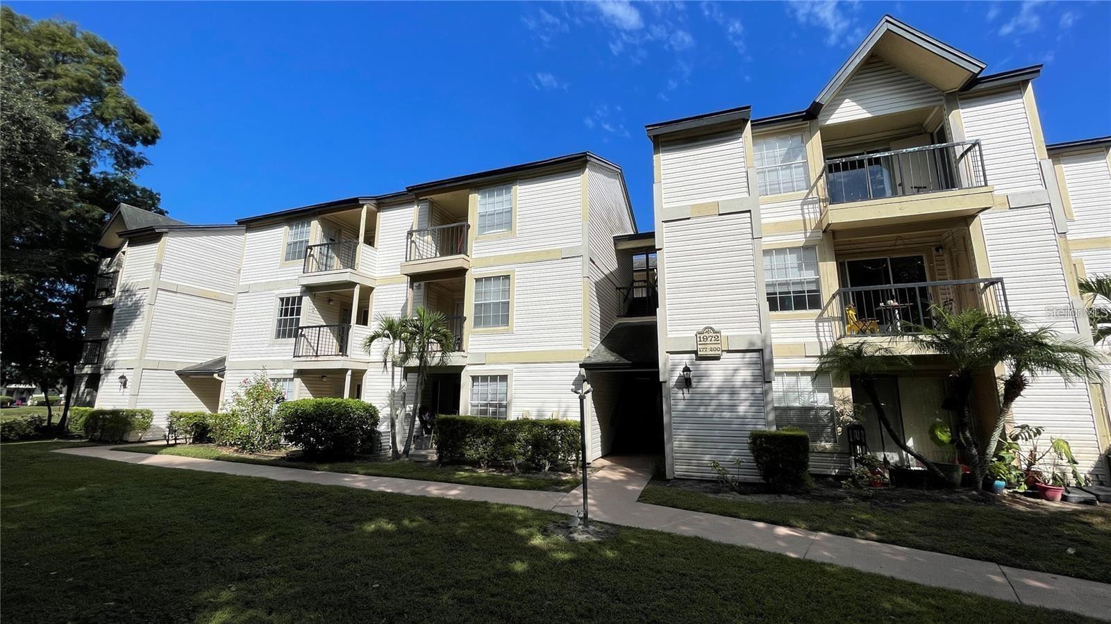 1972 Lake Atriums Unit 200, Orlando, FL 32839
